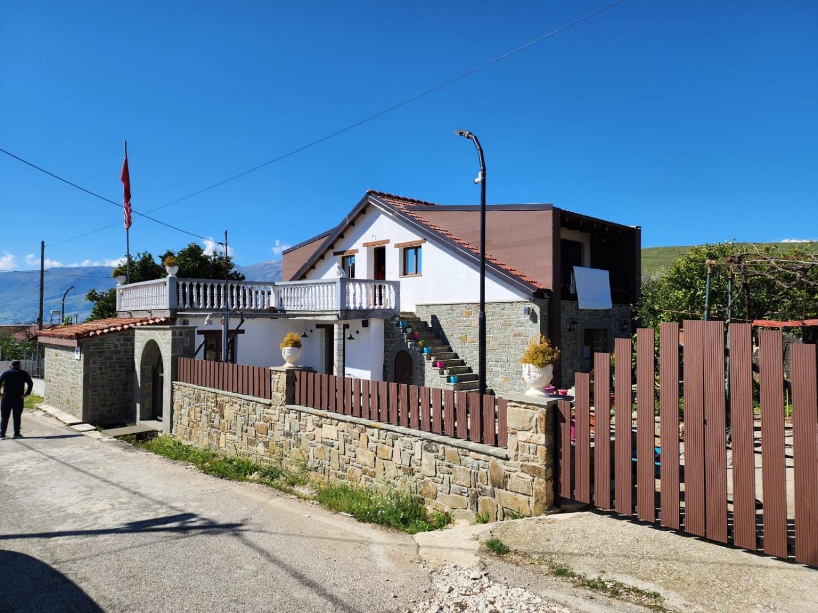 Villa Shuaipaj Gjirokaster Exterior photo